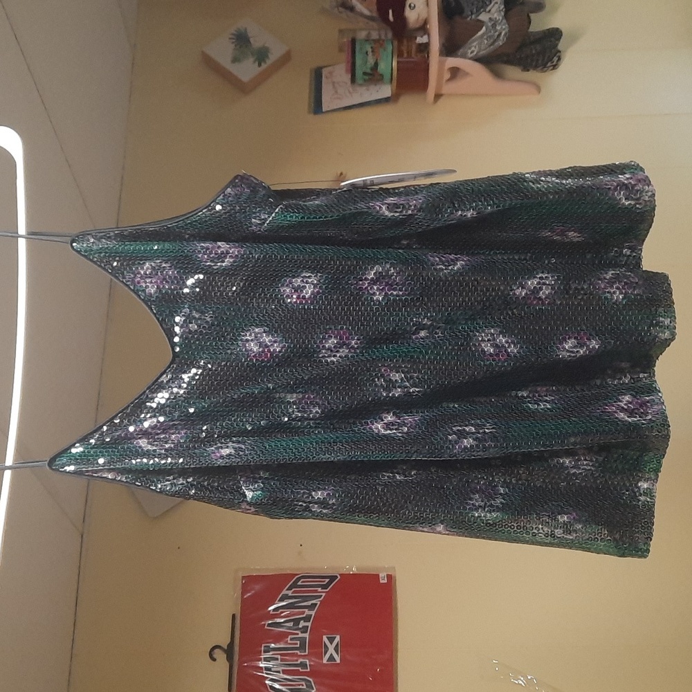 Tank top - Picture 2 of 2